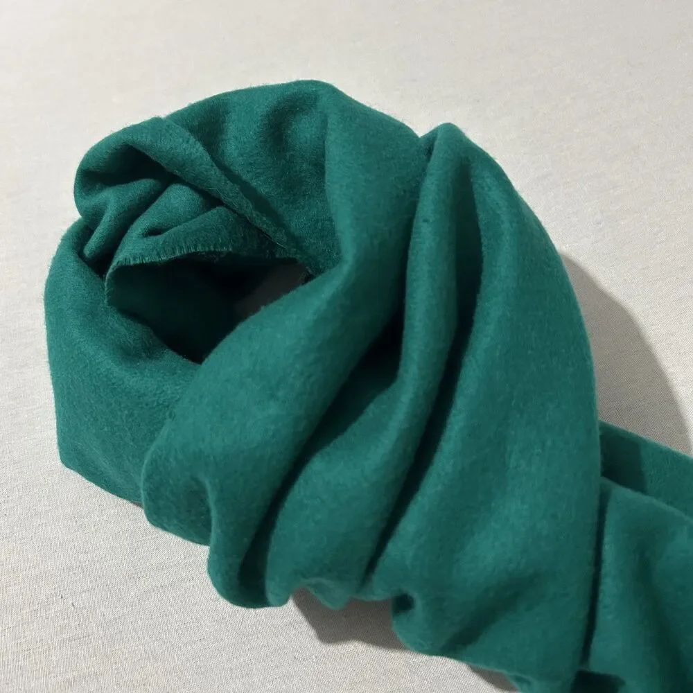 Cashmere green scarf